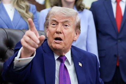 В США заявили о загнавшем себя в ловушку Трампе