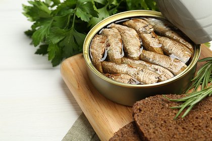 Людям старше 50 назвали продукты для здоровья суставов и костей