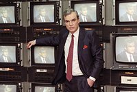 «Замечательный, достойный человек». Умер ведущий программы «Время» Владимир Молчанов 