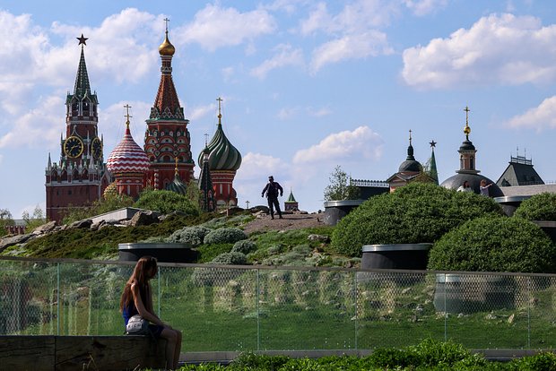 Леус: в среду в Москве аномально высокая температура — до +23°C, кратковременные дожди и туманы