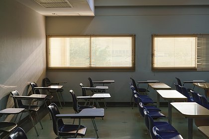 Учительница занялась сексом со школьником в пикапе и попалась из-за мужа