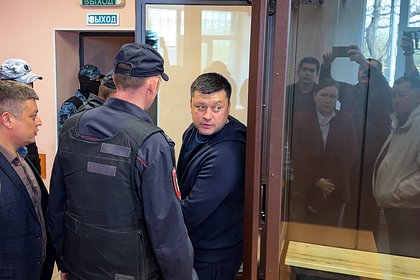 Адвокат рассказал о привилегиях обвиненного во взятке российского мэра