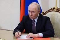Путин со словами «не буду о грустном» рассказал о важности конкретной работы в экономике 