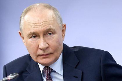 Путин обсудит ситуацию в экономике с министрами и руководством администрации президента