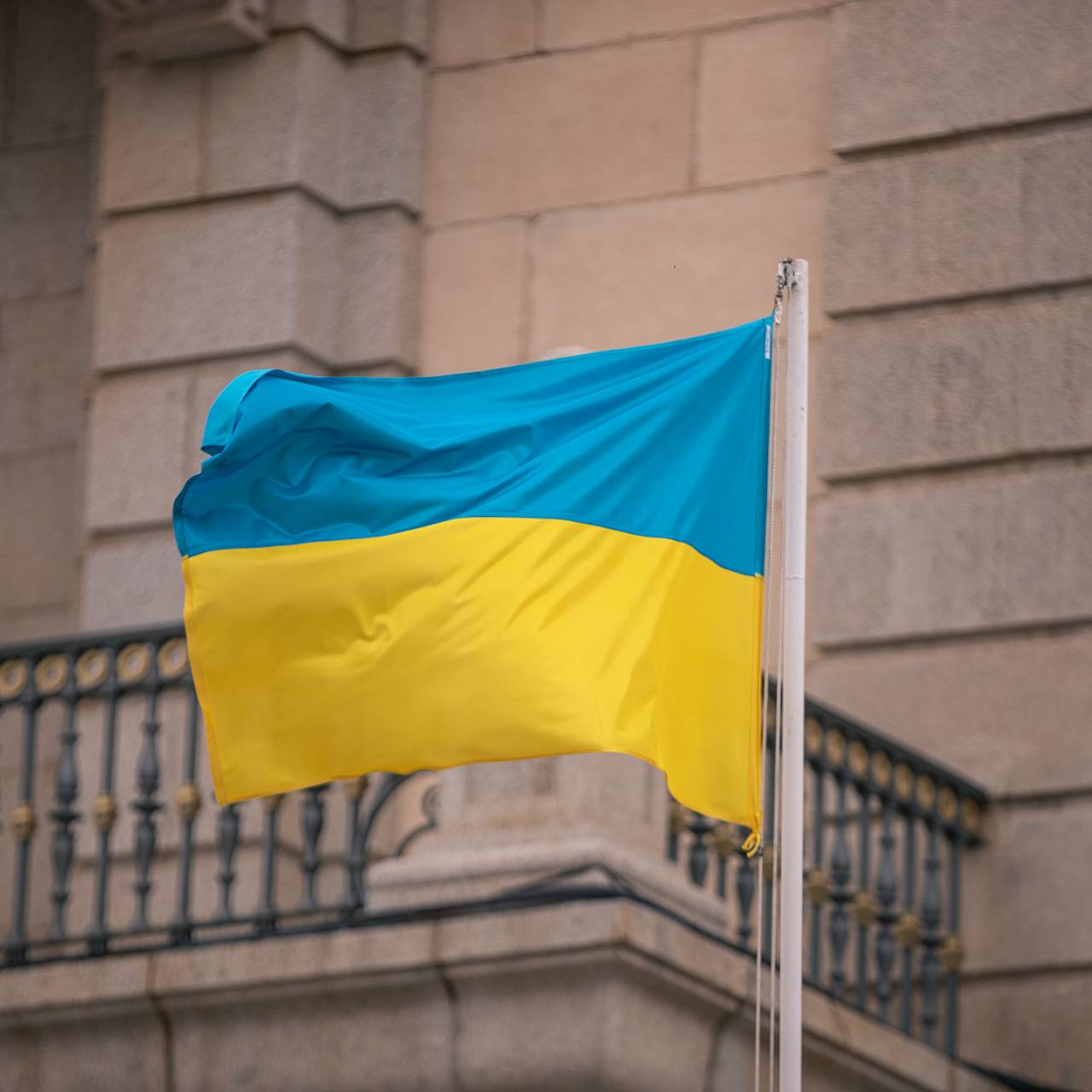Евродепутат предупредил Украину об усилении давления