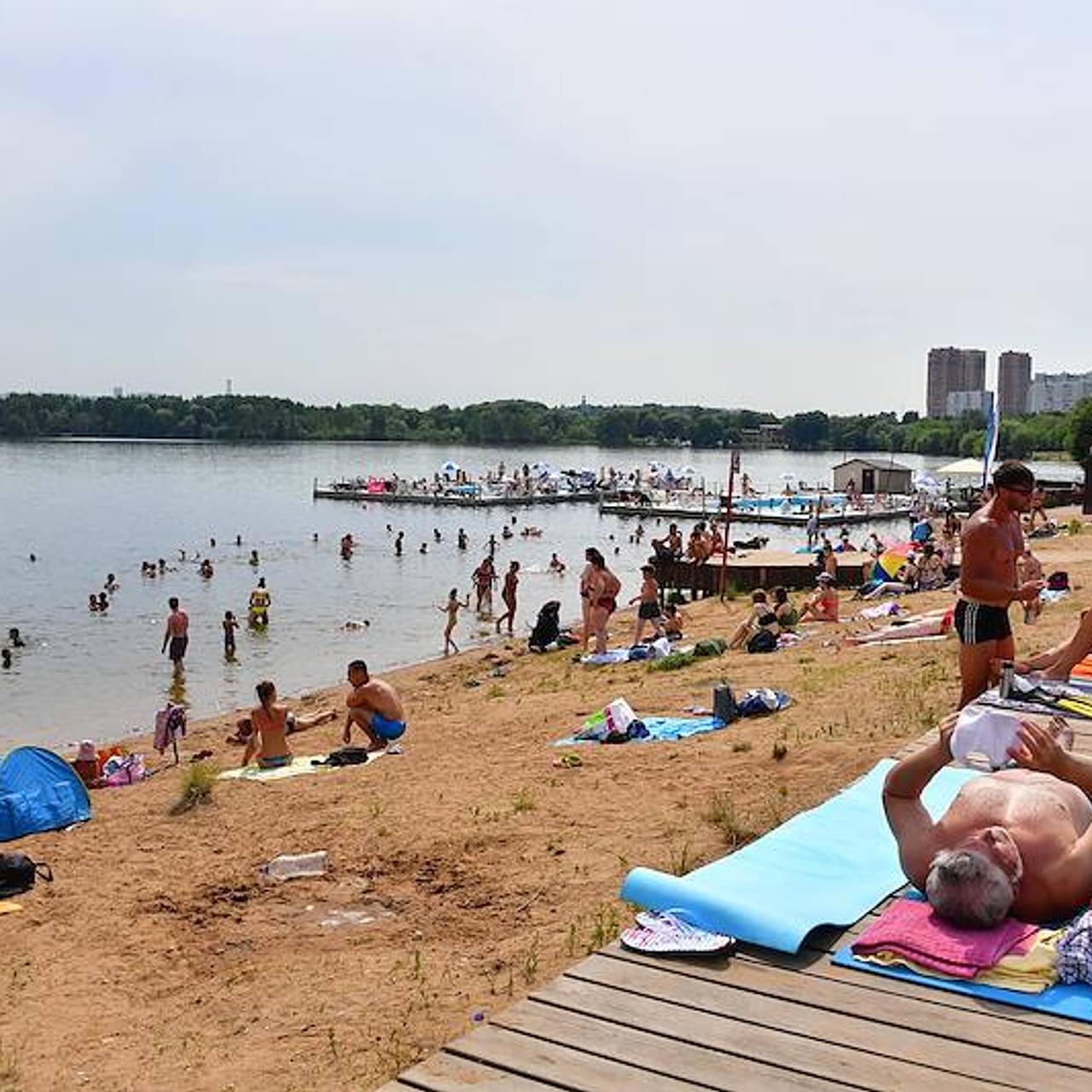Назван срок открытия пляжного сезона в Москве