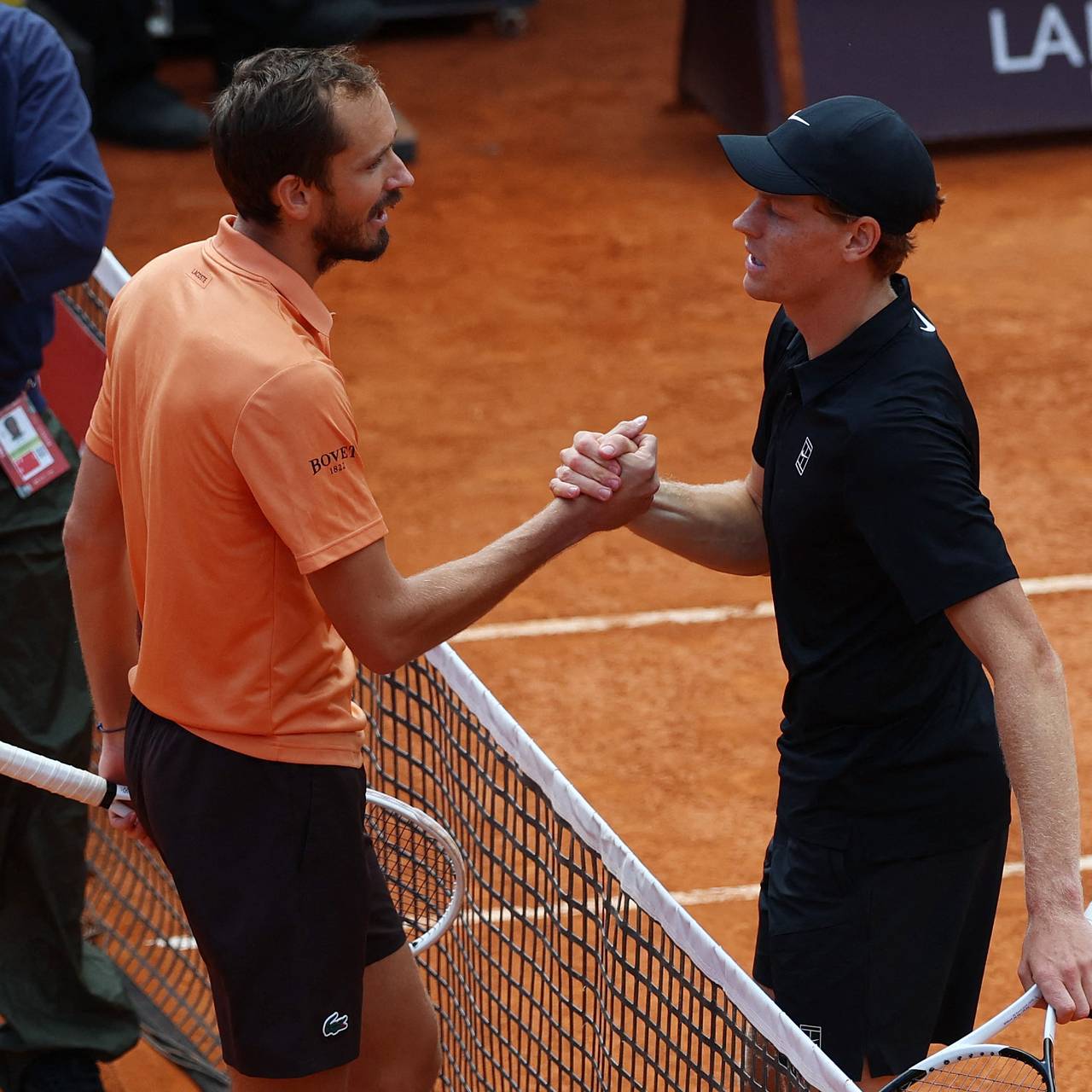 Медведев проиграл Синнеру в полуфинале турнира Masters в Риме