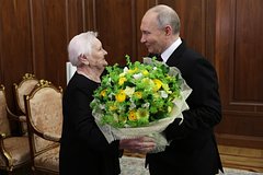Вера Гуревич и Владимир Путин