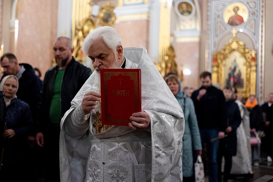 Вид на собор с улицы