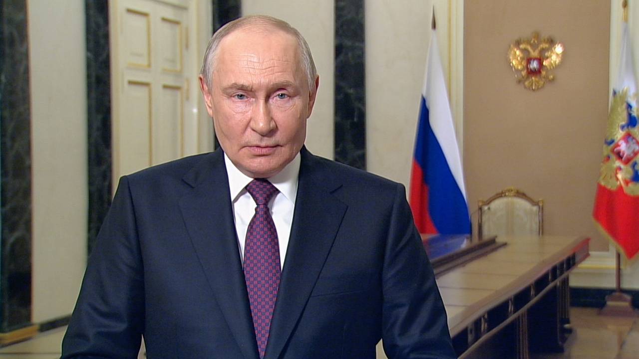 https://icdn.lenta.ru/images/2026/05/19/05/20260519050059095/wide_16_9_346db8999e40d911bf7edefec740d348.jpg