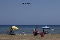 «Никто не был готов». Кипр потерял сотни тысяч туристов из России. Как любимый остров россиян выживает сейчас? 