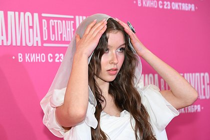 Учитель высказался о скандале с «уходом из школы» Анны Пересильд