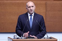 Румен Радев