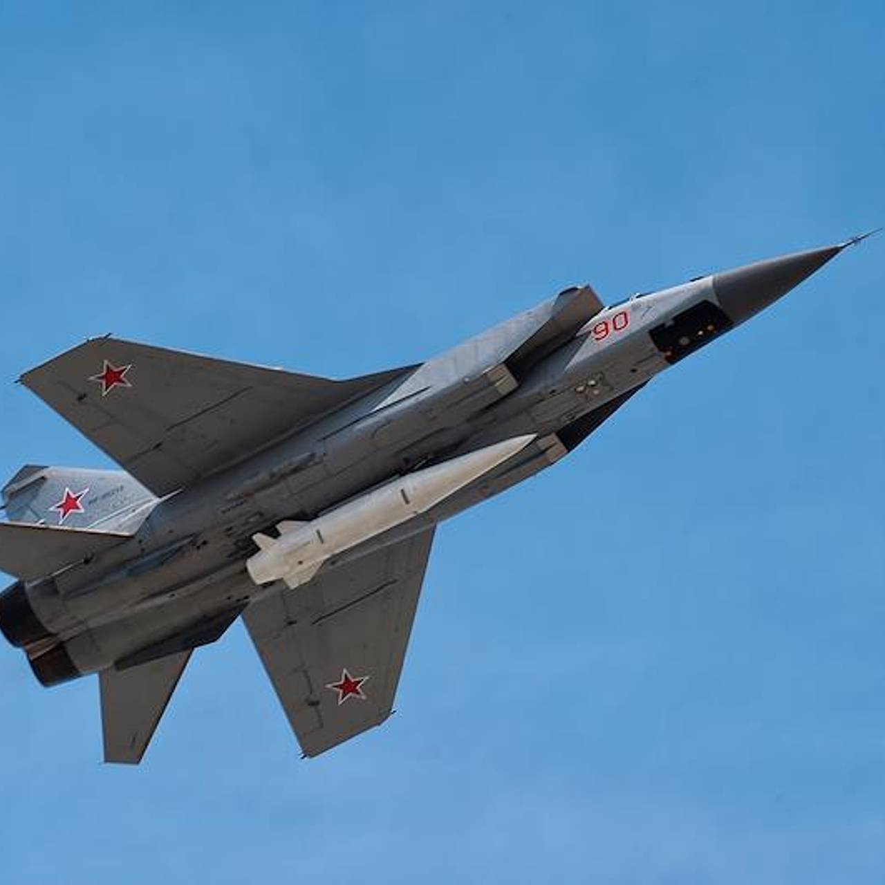 ВКС России начали отработку снаряжения &laquo;Кинжалов&raquo; спецзарядами