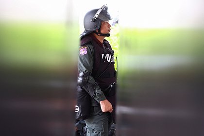 Тело туриста в одних трусах увидели насаженным на железную балку в Таиланде