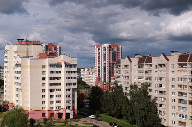 Россияне стали чаще покупать жилье в Белоруссии. Чем их привлекает эта недвижимость?