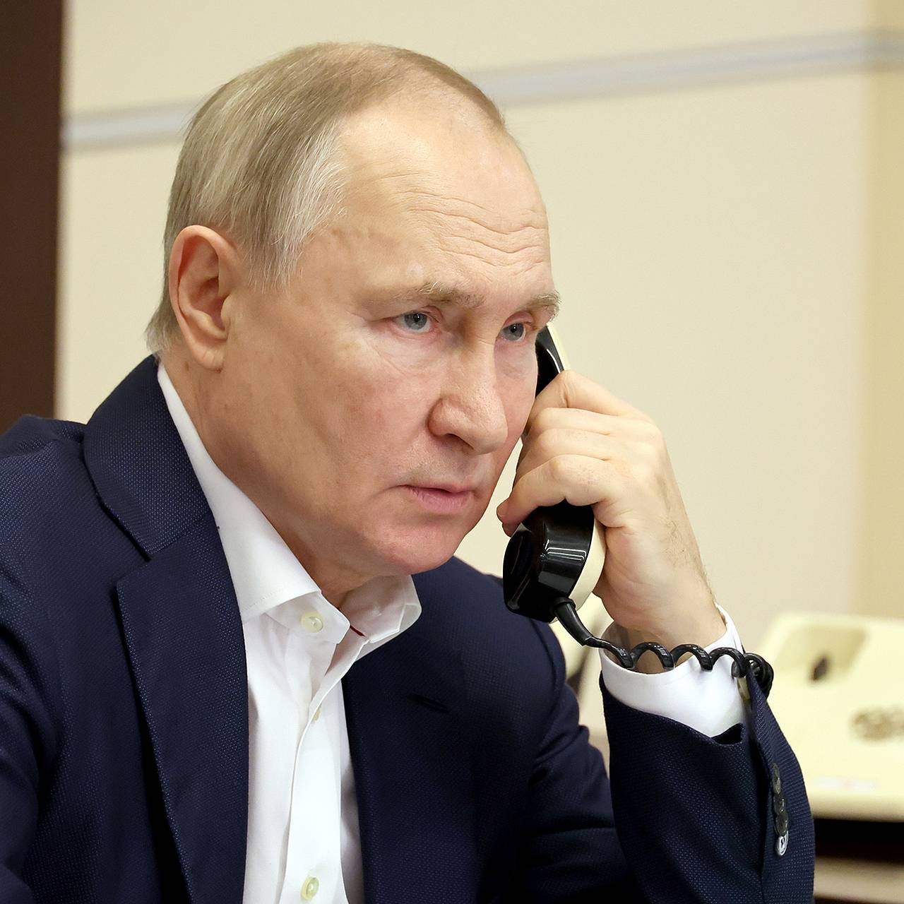 Путин и Лукашенко созвонились для проведения ядерных учений