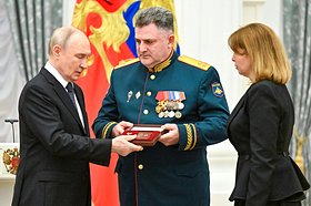 Владимир Путин, Аркадий и Маргарита Марзоевы