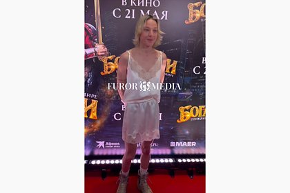 Звезду сериала &laquo;Чики&raquo; раскритиковали за выход на красную дорожку словами &laquo;поехала крыша&raquo;