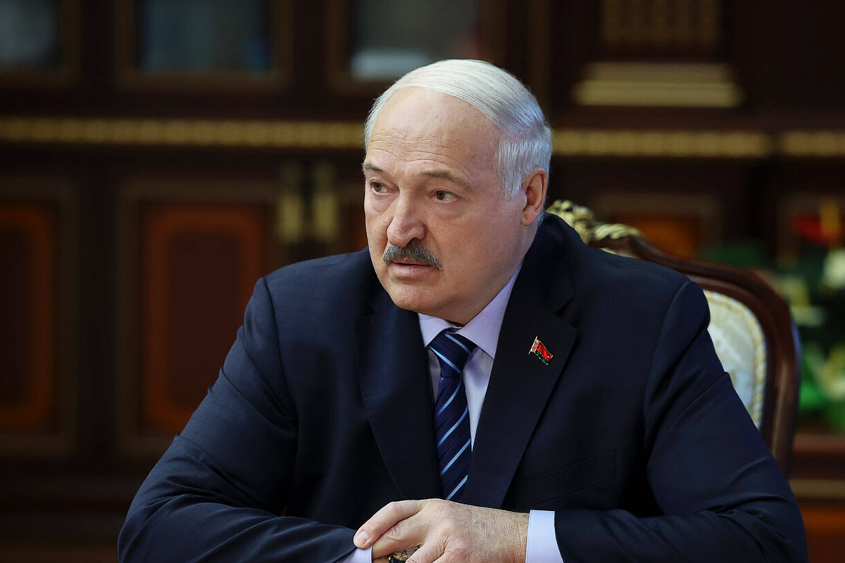 Президент&nbsp; Белоруссии назвал задачу вооруженных сил страны