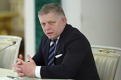 Роберт Фицо