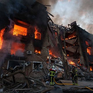 https://icdn.lenta.ru/images/2026/05/24/11/20260524112434198/square_320_b7fa50815fc83bef5fc7b47e416b195e.jpg