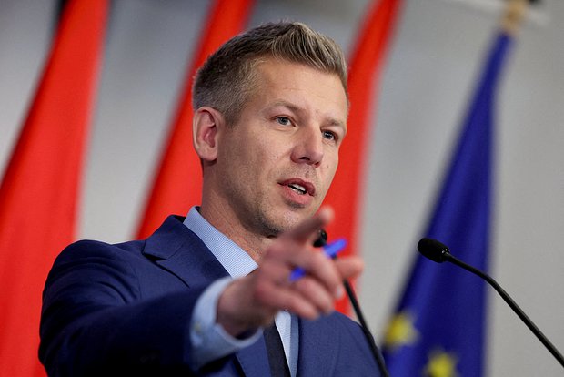 Петер Мадьяр