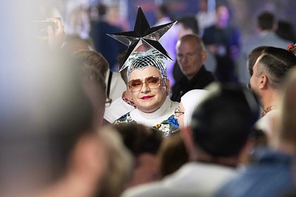 Верке Сердючке предрекли уголовное преследование из-за исполнения песен на русском