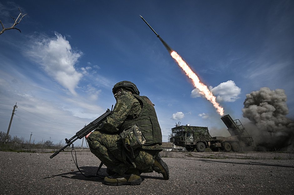 https://icdn.lenta.ru/images/2026/05/26/10/20260526100805982/preview_caf06c816b82a1ec35b6cc270cee515e.jpg
