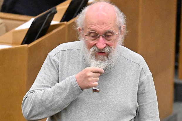 Анатолий Вассерман