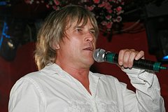 Алексей Глызин