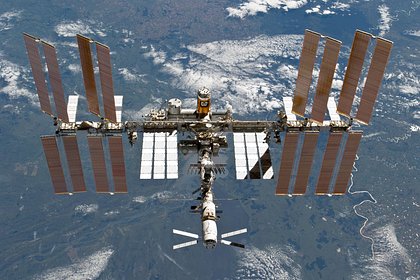 Российские космонавты вышли в открытый космос