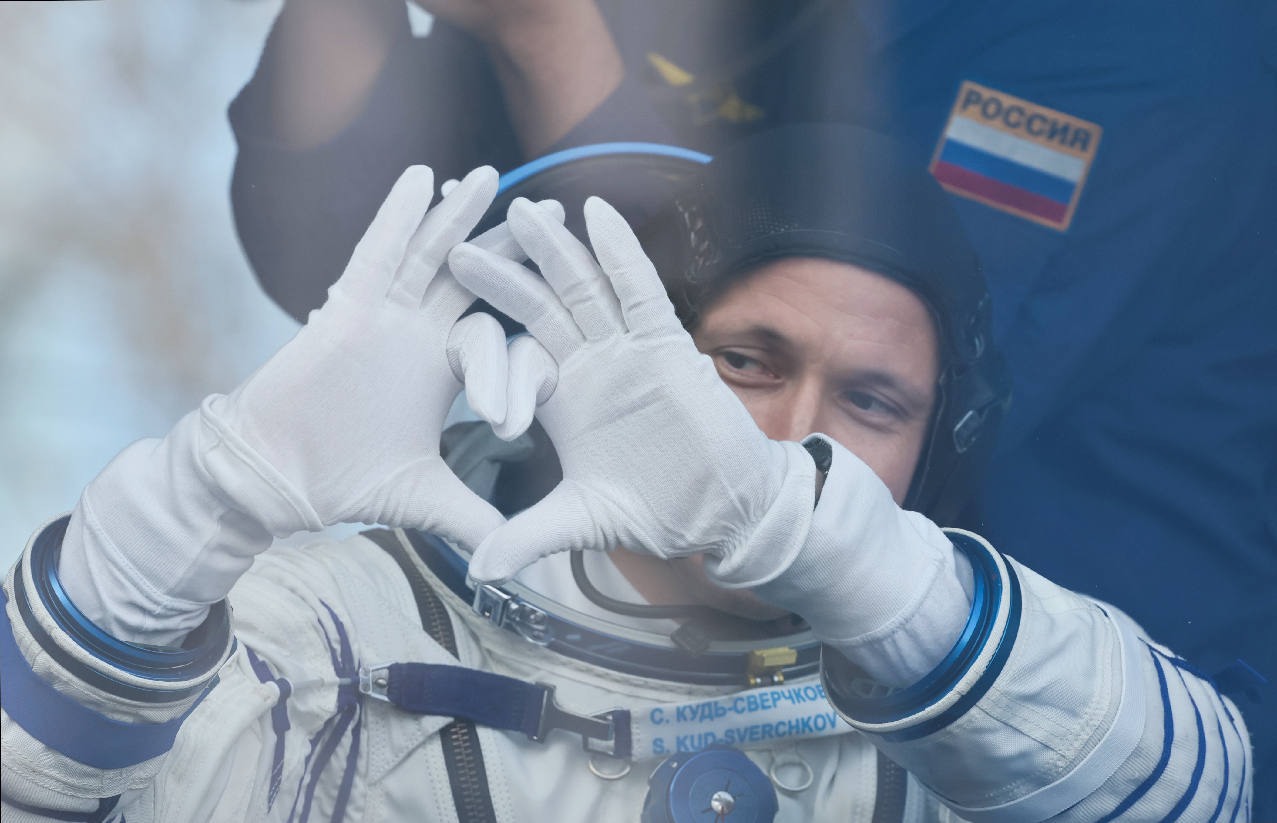 Российский&nbsp; космонавт выполнил просьбу матери перед выходом в открытый космос