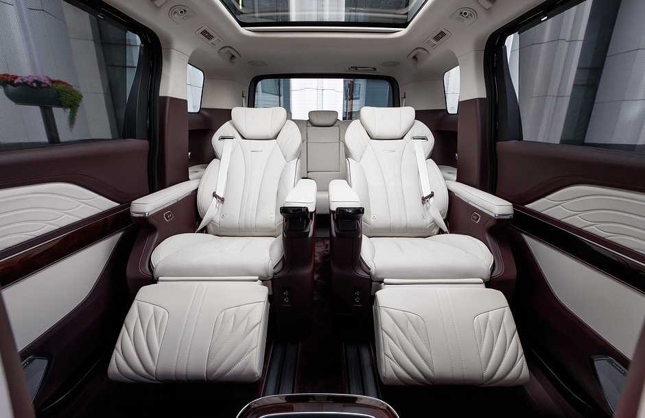 Интерьер Hongqi HQ9 5