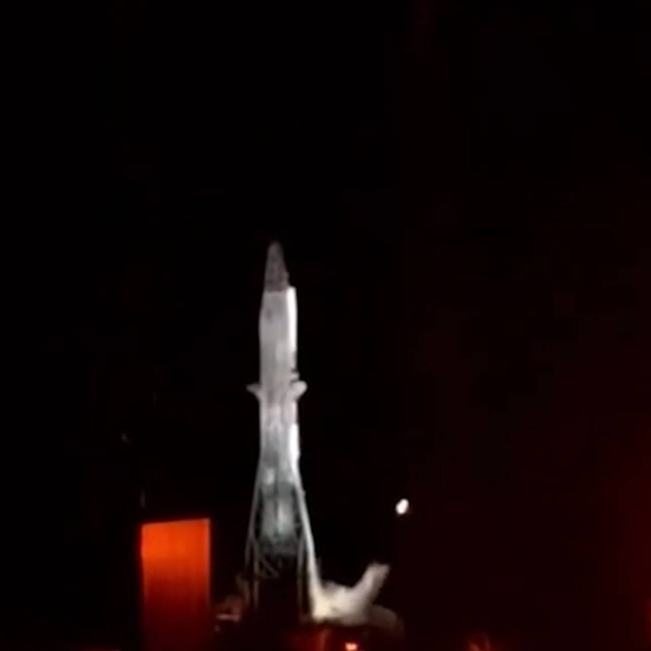 Ракета Безоса взорвалась на стартовой площадке во время испытаний