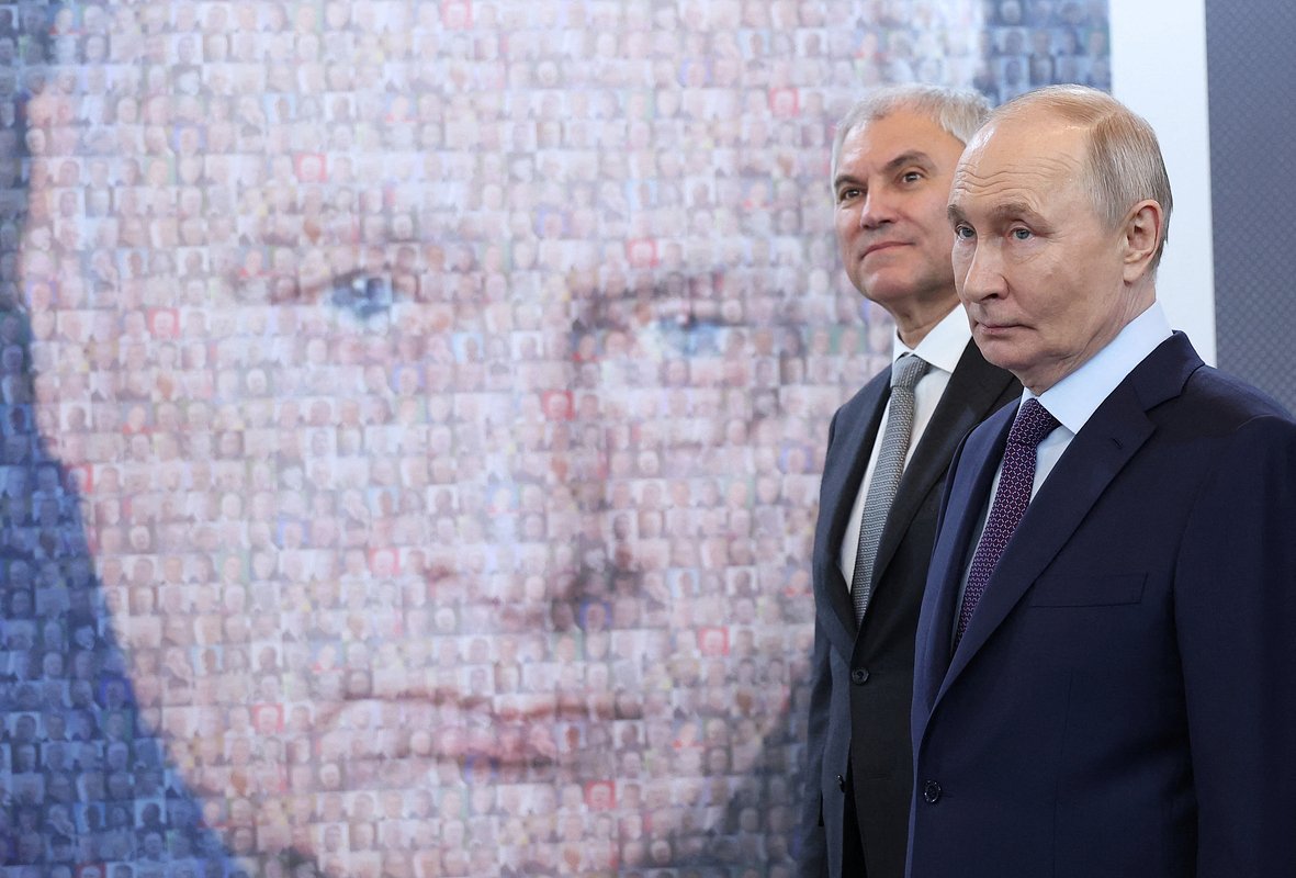 За свою жизнь Жириновский написал более 500 книг
