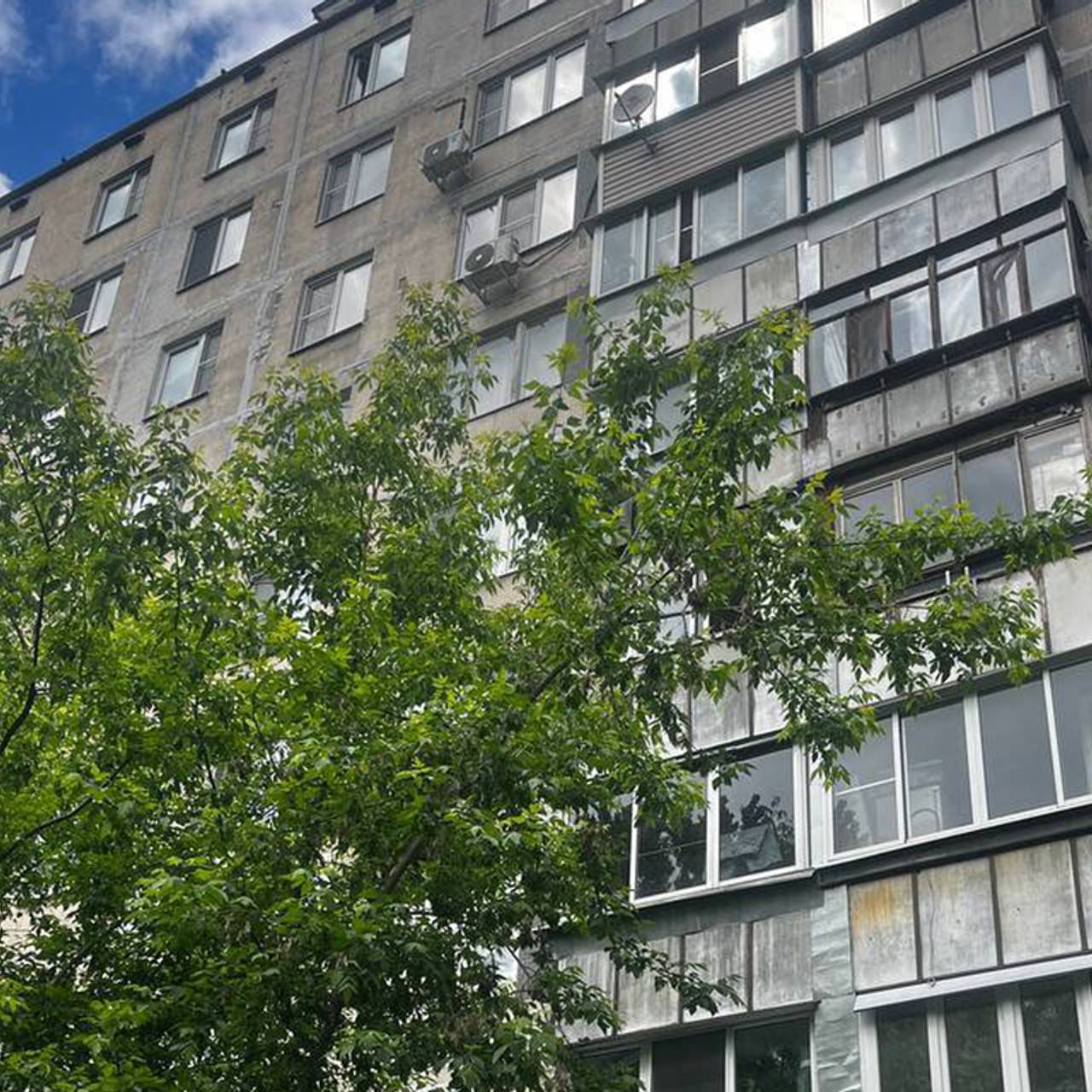 В Москве ребенок выпал с девятого этажа