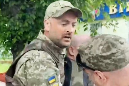 Сотрудники ТЦК распылили газ в заступившегося за другого мужчину прохожего