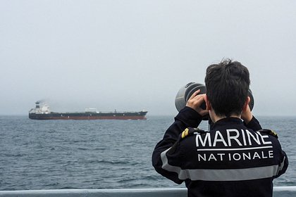 Раскрыты подробности задержания ВМС Франции следовавшего из России танкера