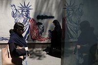 Иран свернул переговоры с США. Тегеран угрожает блокадой еще одного стратегически важного пролива