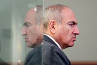 «Ему надо серьезно подумать» Почему Армении предложили провести референдум о вступлении в ЕС и как на это отреагировал Пашинян?