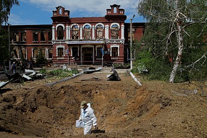 Красный Крест посетил место удара ВСУ по колледжу в Старобельске