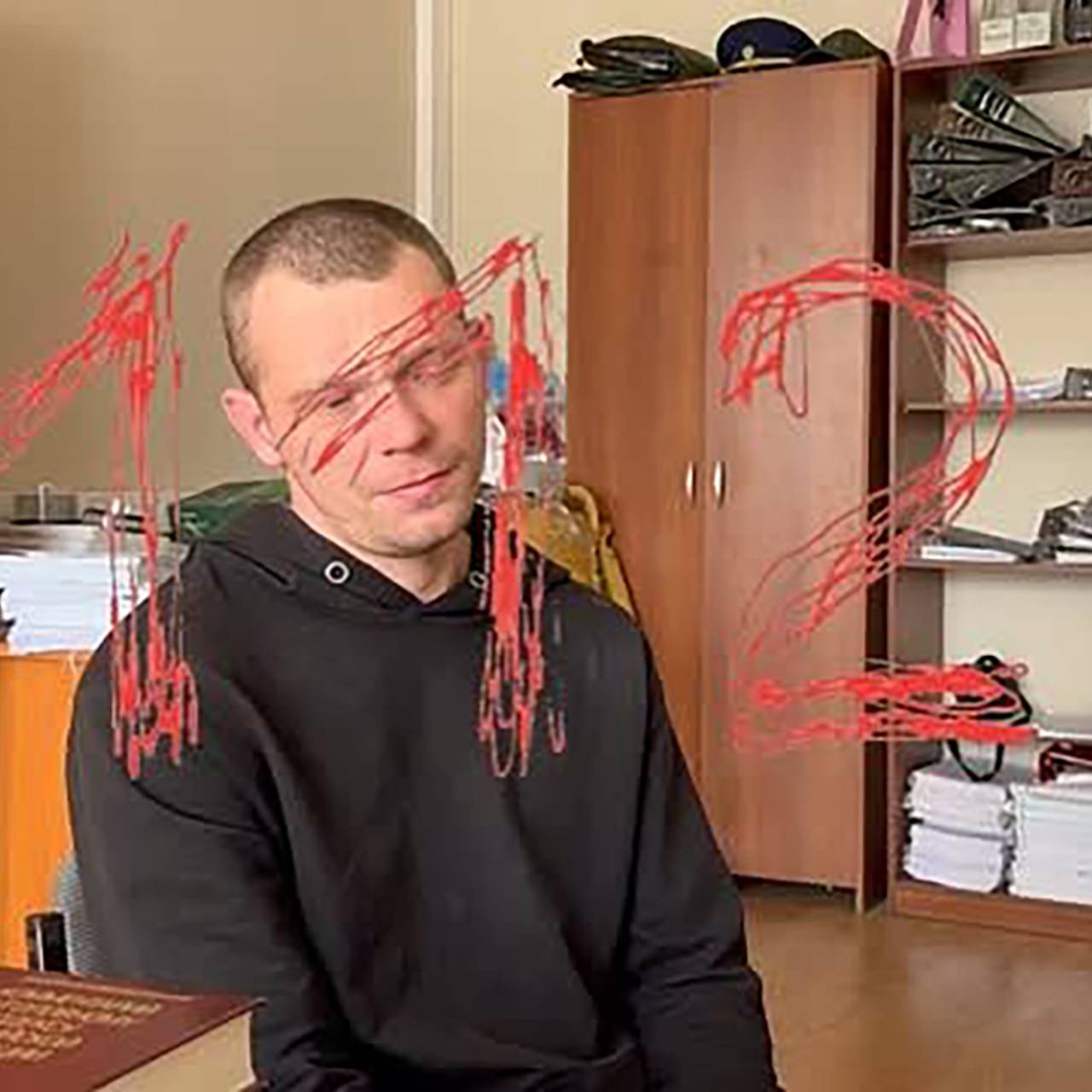 Выбросивший жену с седьмого этажа москвич попал на видео