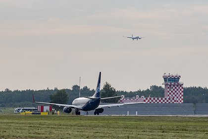 Десятки рейсов задержались в аэропорту Петербурга из-за атаки БПЛА
