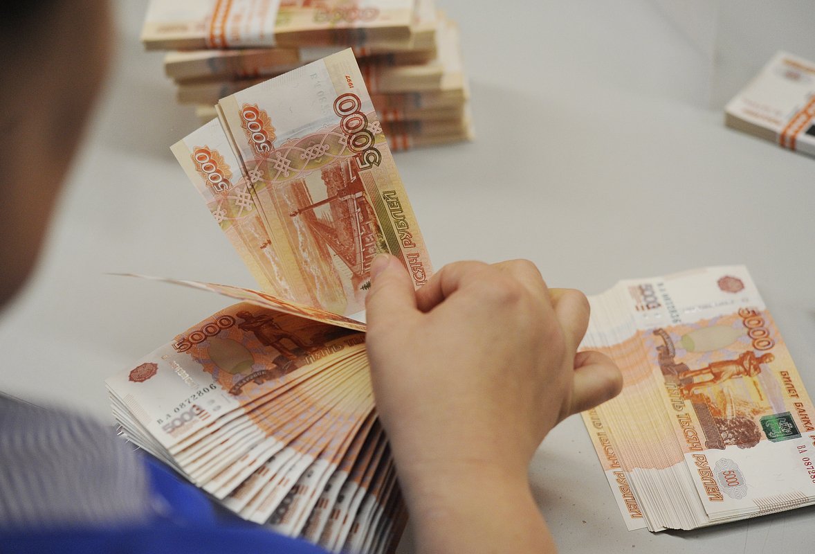 Мошенница обманула российских блогеров на миллионы рублей