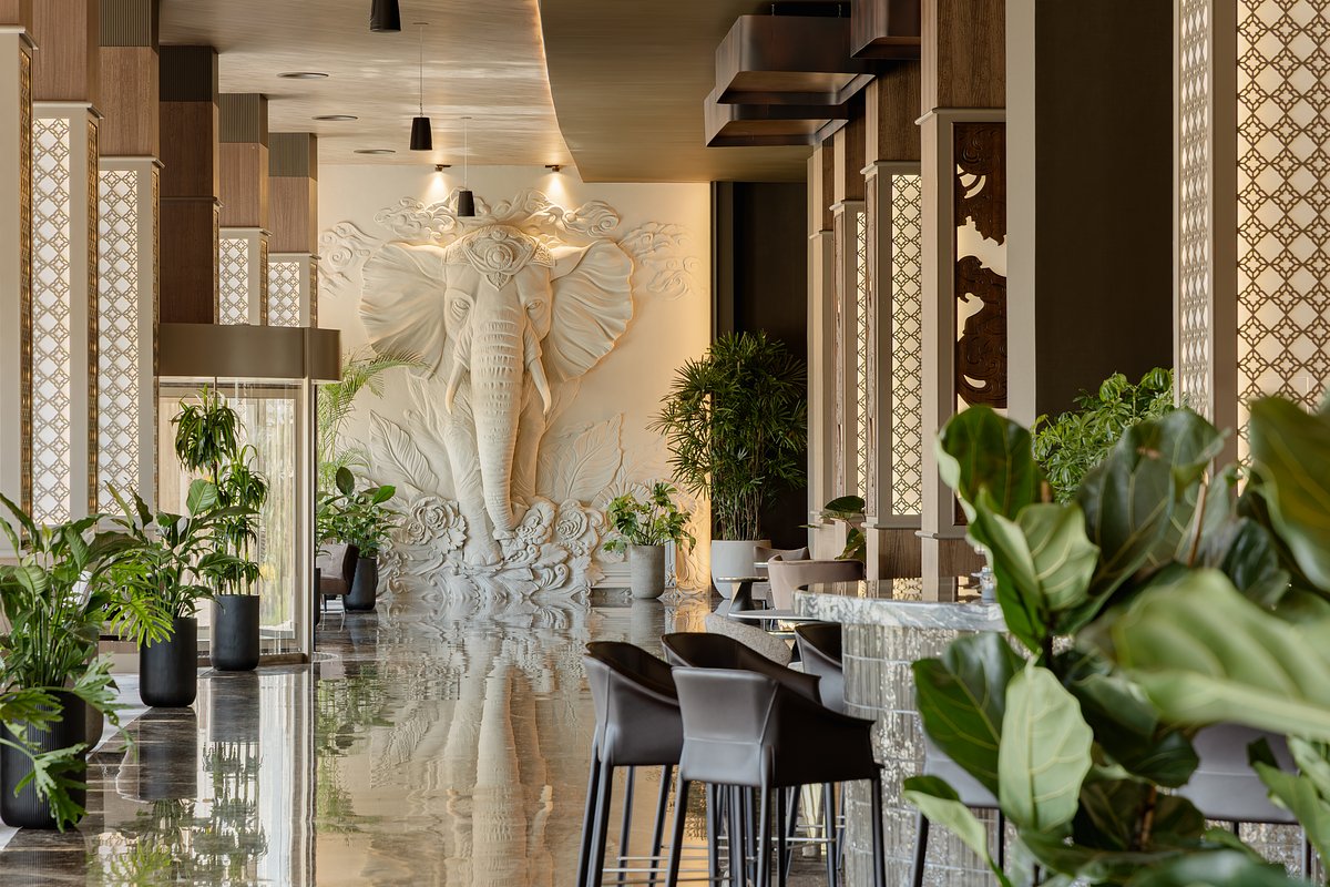 Лобби отеля Miracleon Dusit Thani Resort & Spa Anapa 5*