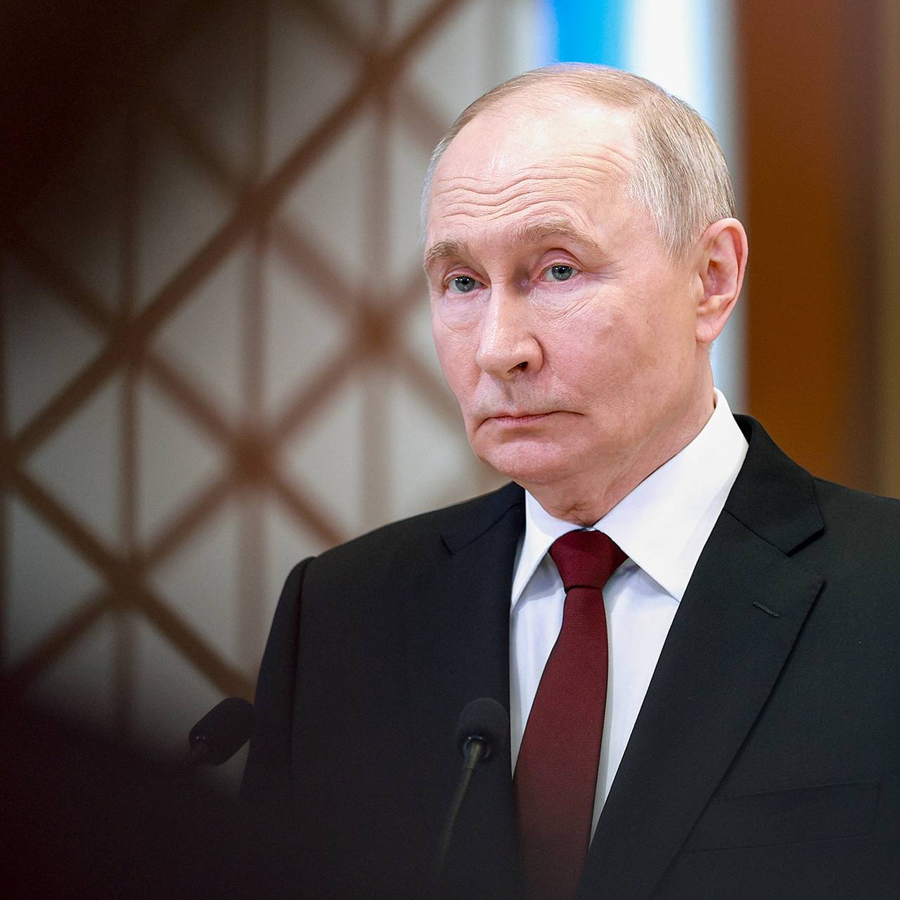 https://icdn.lenta.ru/images/2026/06/04/20/20260604203257846/square_1280_78737d74cd4af24a59e6c9df594cd346.jpg
