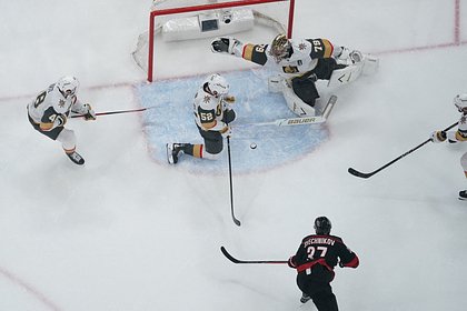 Россиянин помог &laquo;Каролине&raquo; выиграть у &laquo;Вегаса&raquo; и сравнять счет в финале Кубка Стэнли