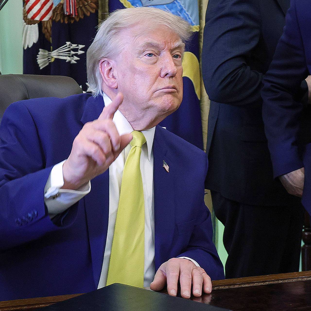 Путин похвалил Трампа на ПМЭФ