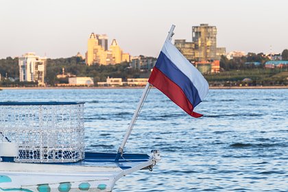 Минтранс захотел сделать флаг России для судов одним из самых конкурентных в мире